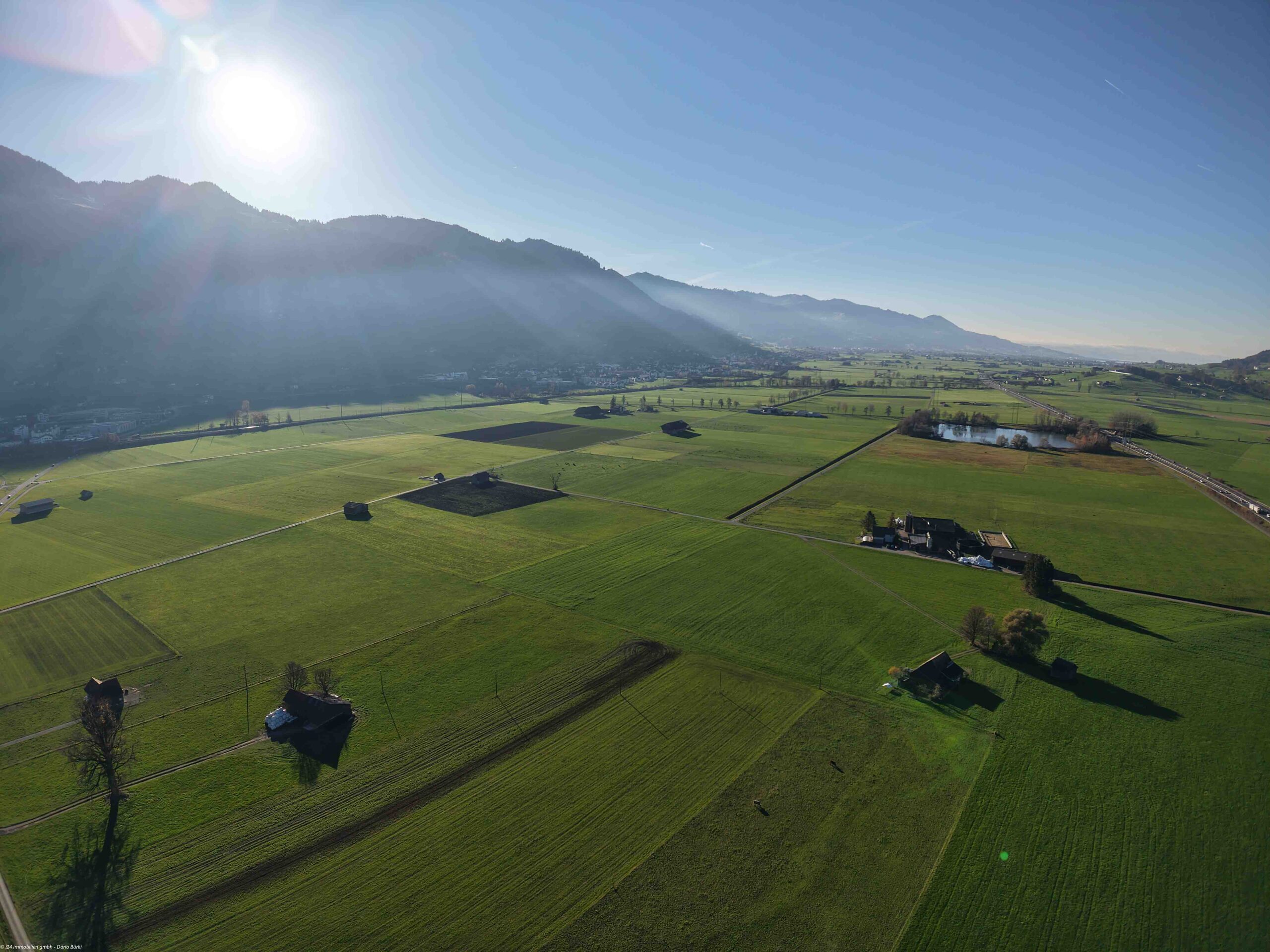 Buttikon SZ eine wundervolle Wohnlage in der Schweiz. Quadratmeterpreise für Einfamilienhäuser und Eigentumswohnungen