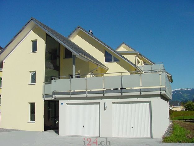Moderne Dachwohnung mit speziellem Ambiente