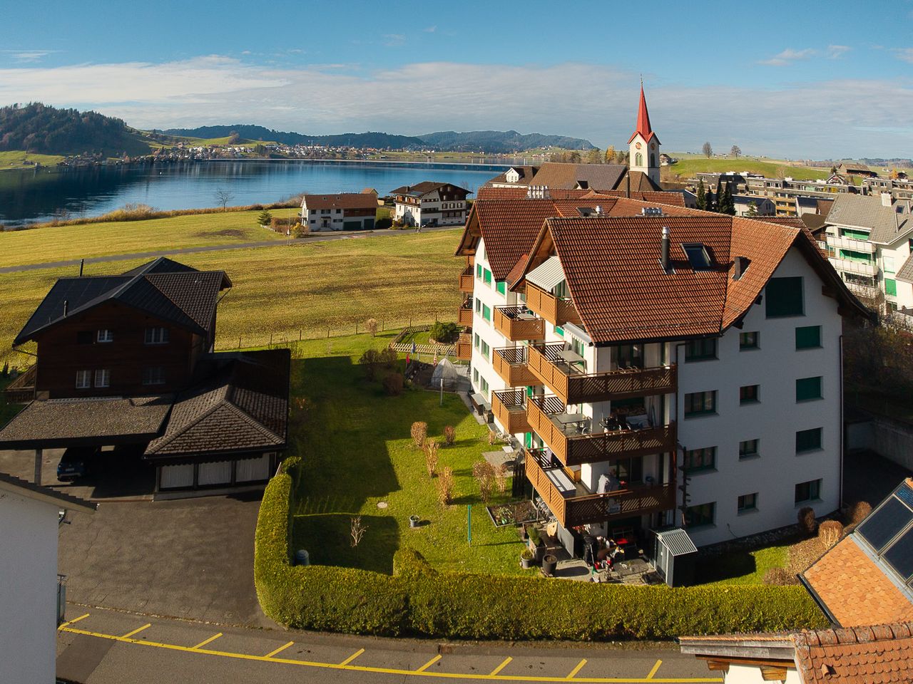 4 1/2 Zi-Wohnung 1. OG, Keller im UG, PP in TG Nr. 26