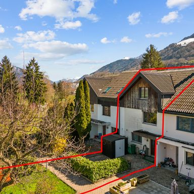 Familienfreundliches Reihenmittelhaus mit grosszügigem Wohnraum